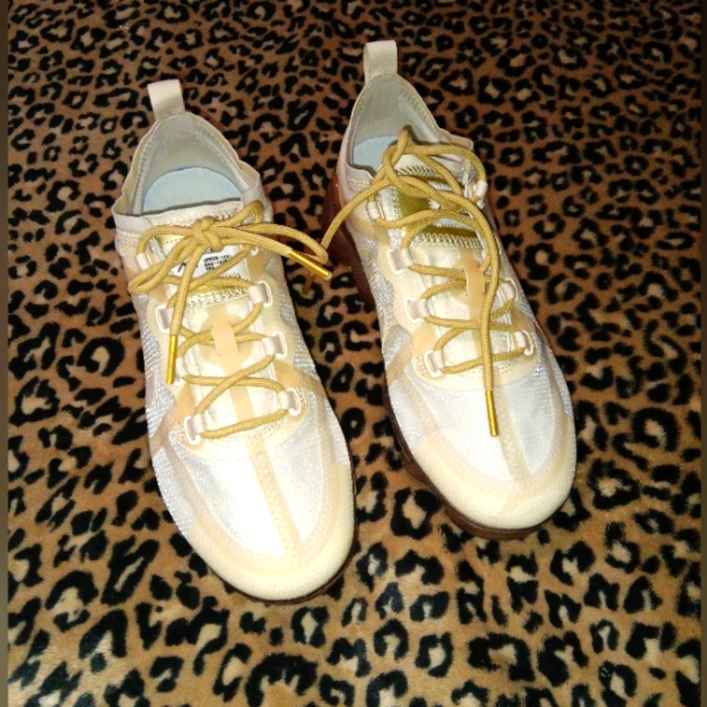 Mike vapormax